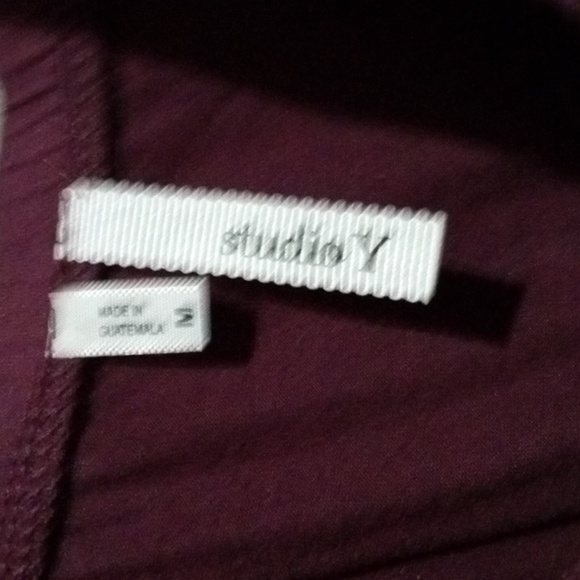 Studio y women's top medium - Picture 3 of 4